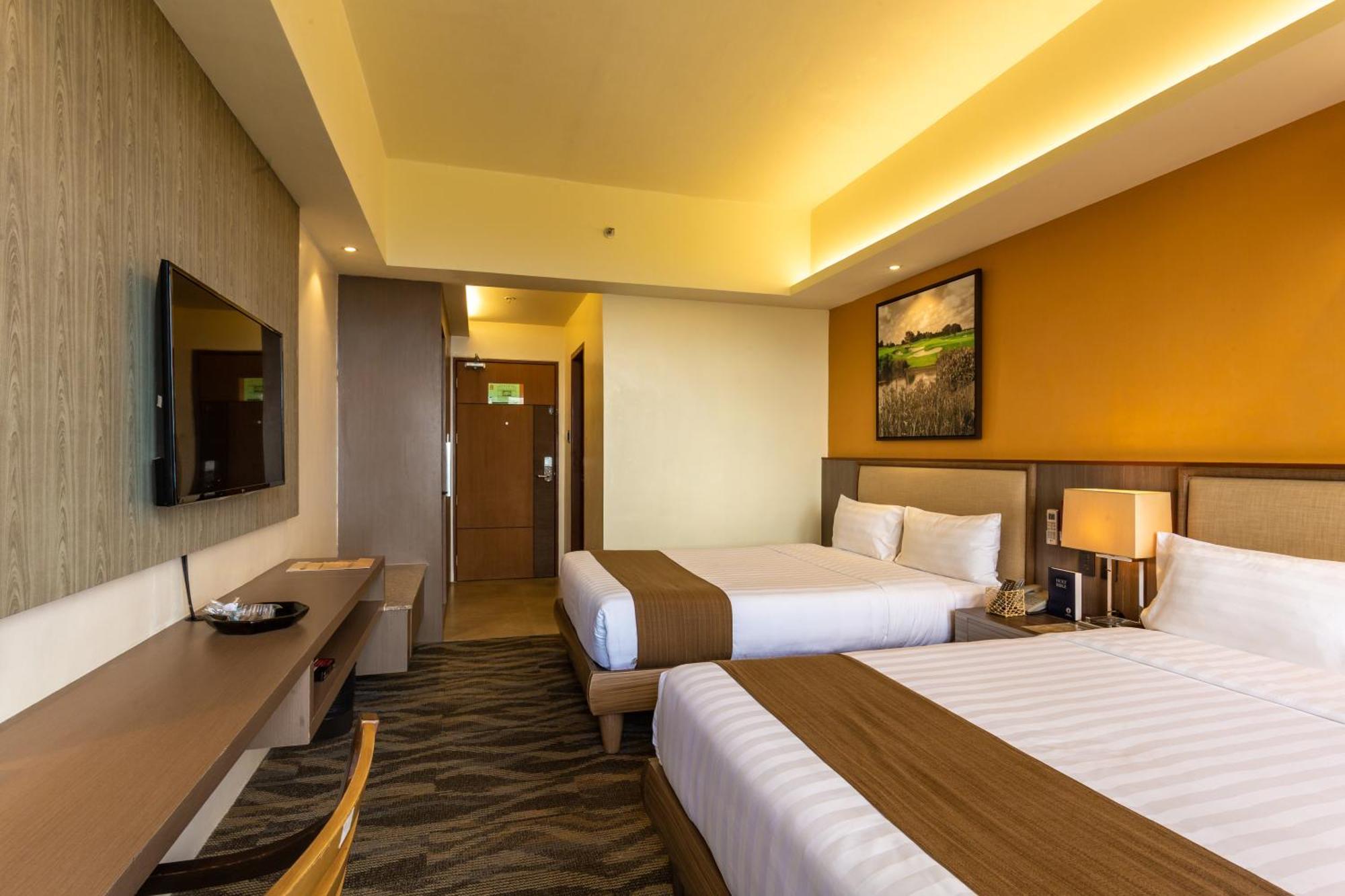 Splendido Hotel Tagaytay City Esterno foto