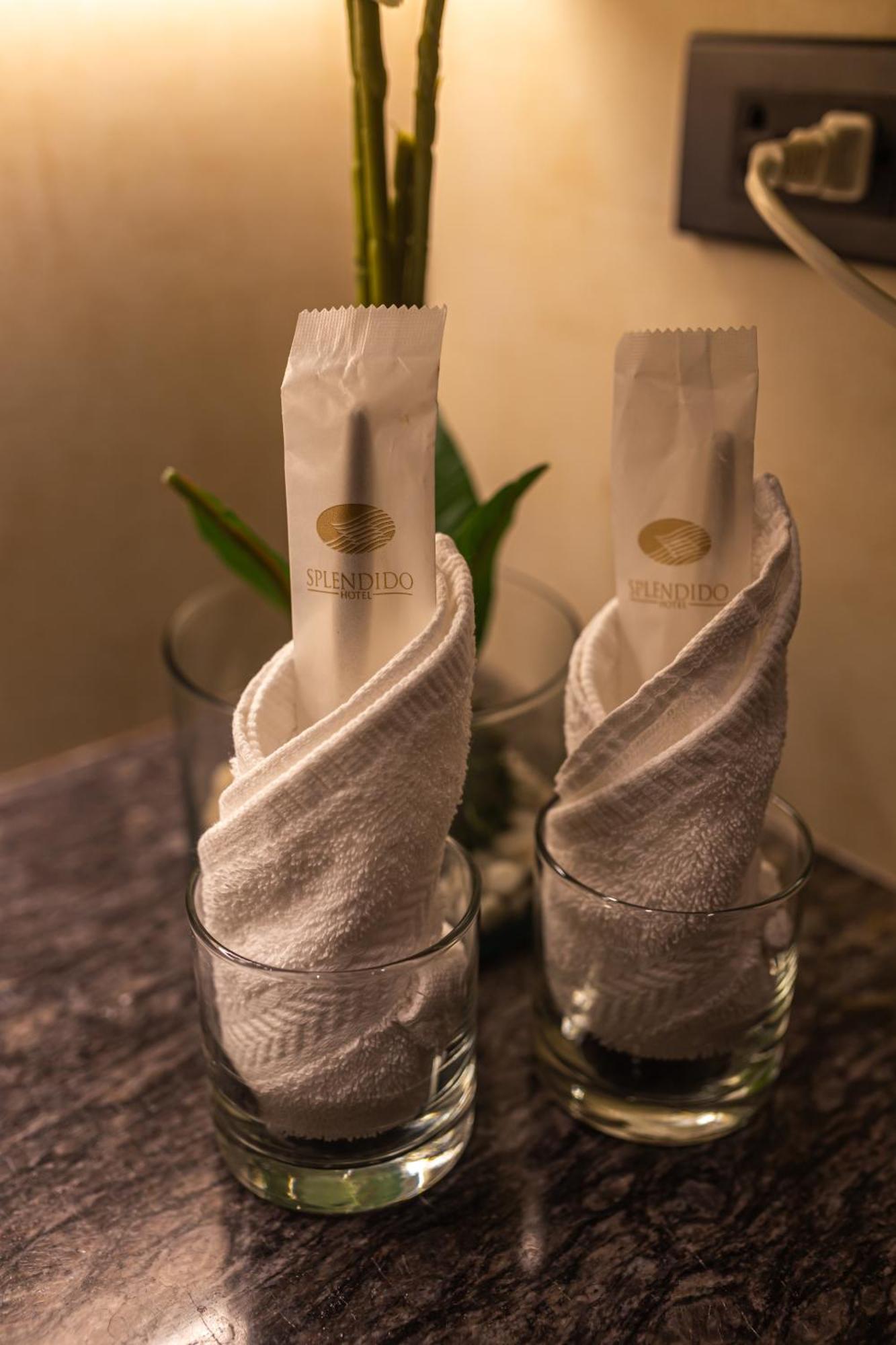 Splendido Hotel Tagaytay City Esterno foto