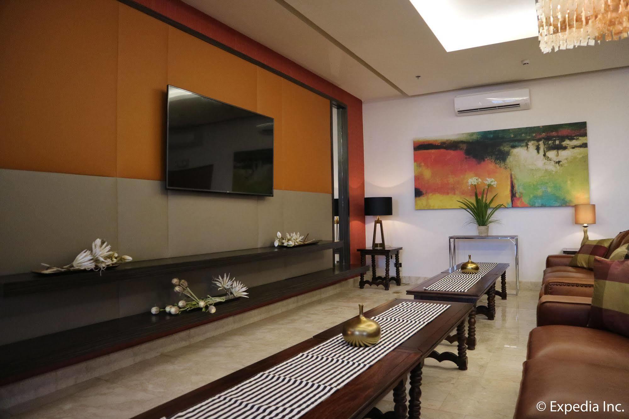Splendido Hotel Tagaytay City Esterno foto