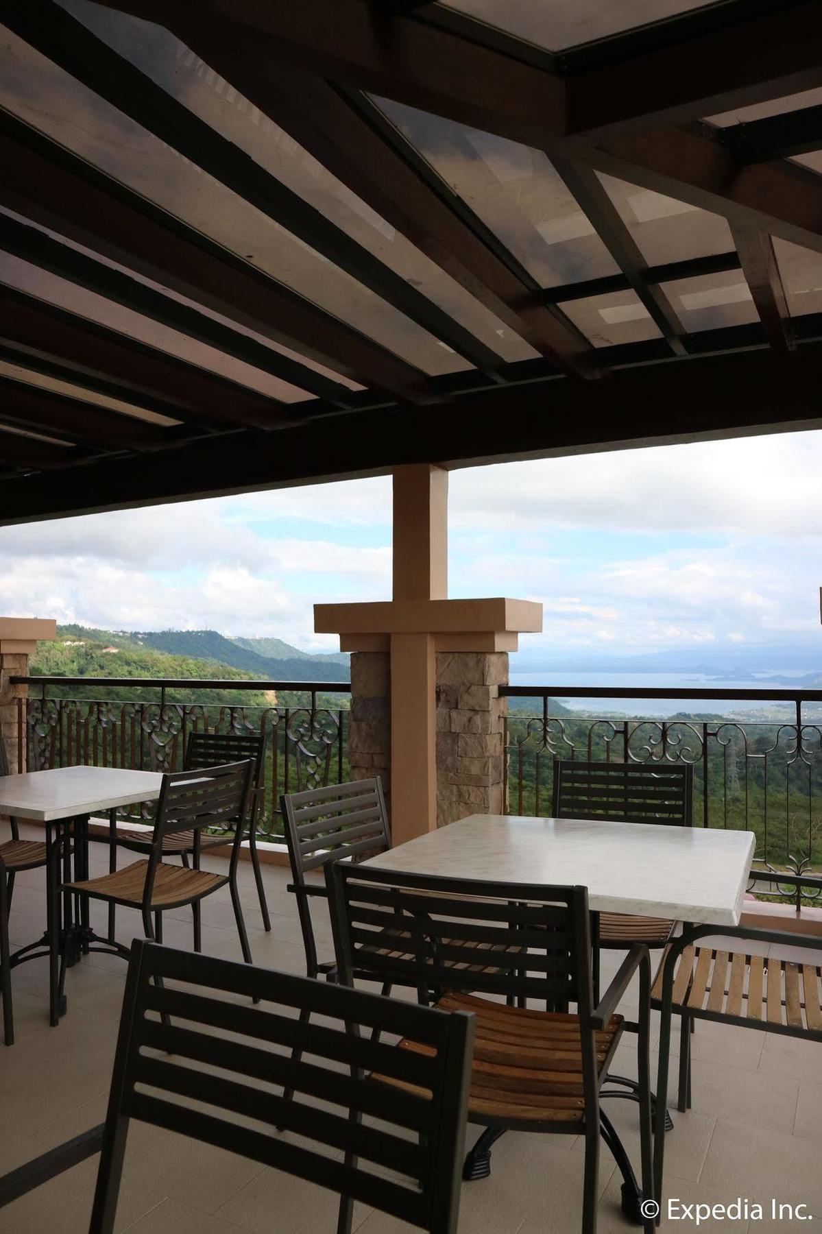 Splendido Hotel Tagaytay City Esterno foto