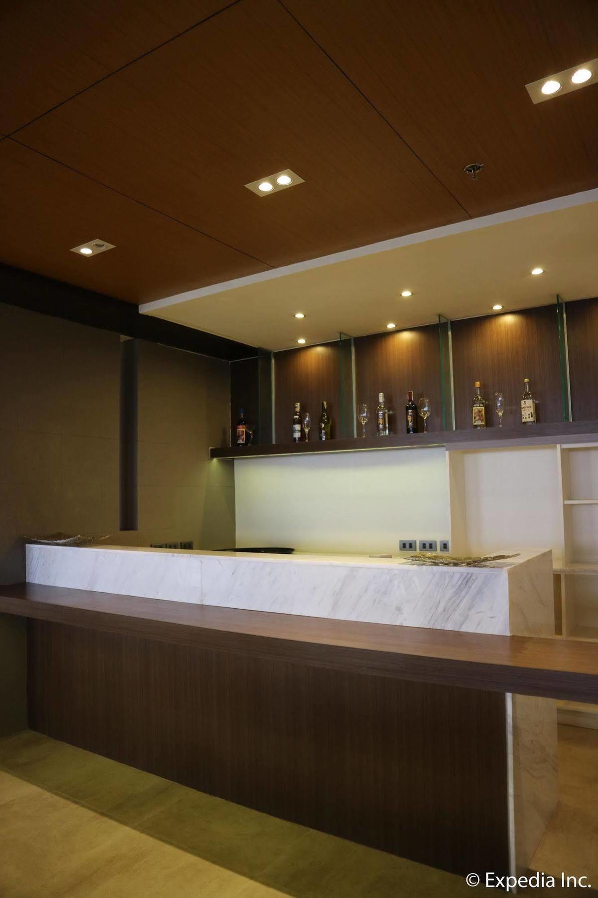 Splendido Hotel Tagaytay City Esterno foto