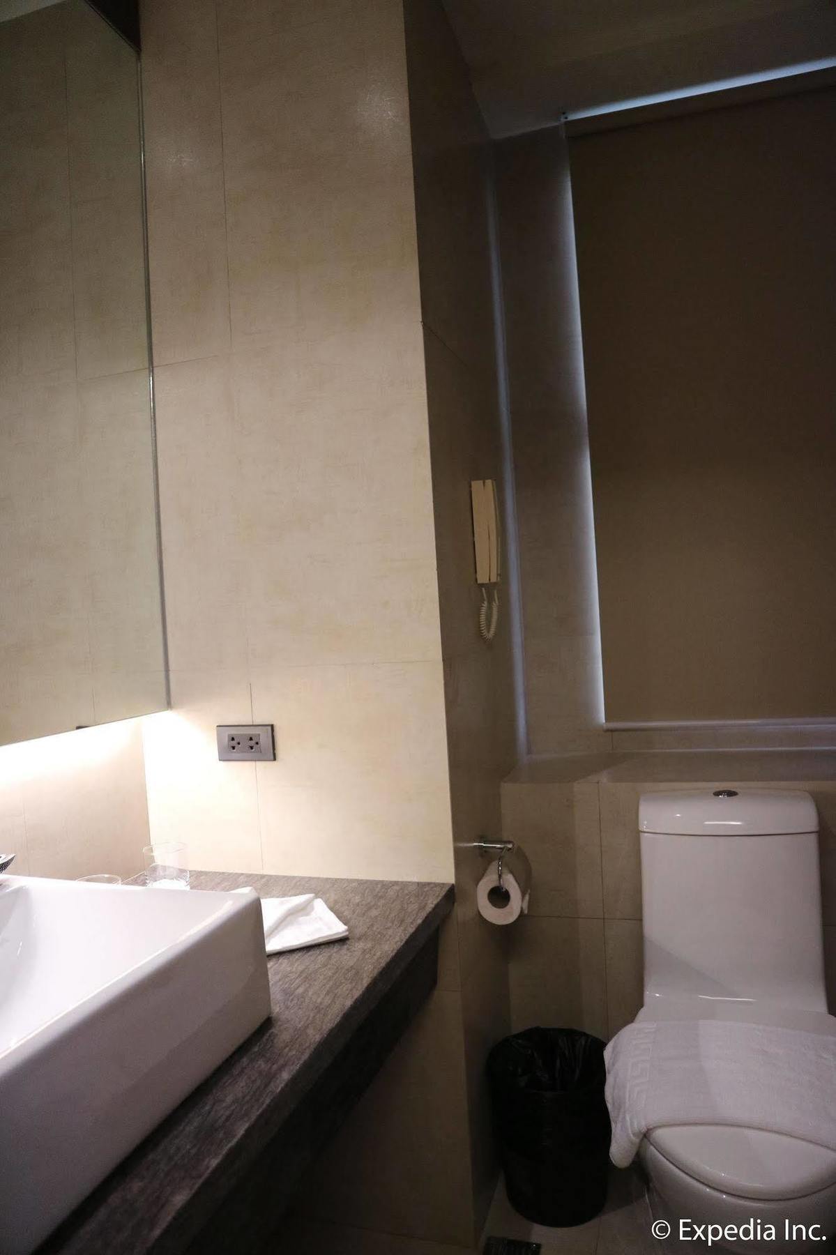 Splendido Hotel Tagaytay City Esterno foto